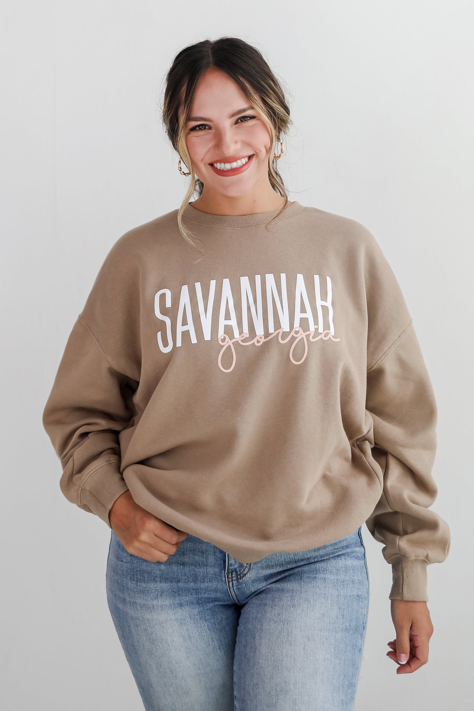 Tan Savannah Georgia Script Sweatshirt DK13